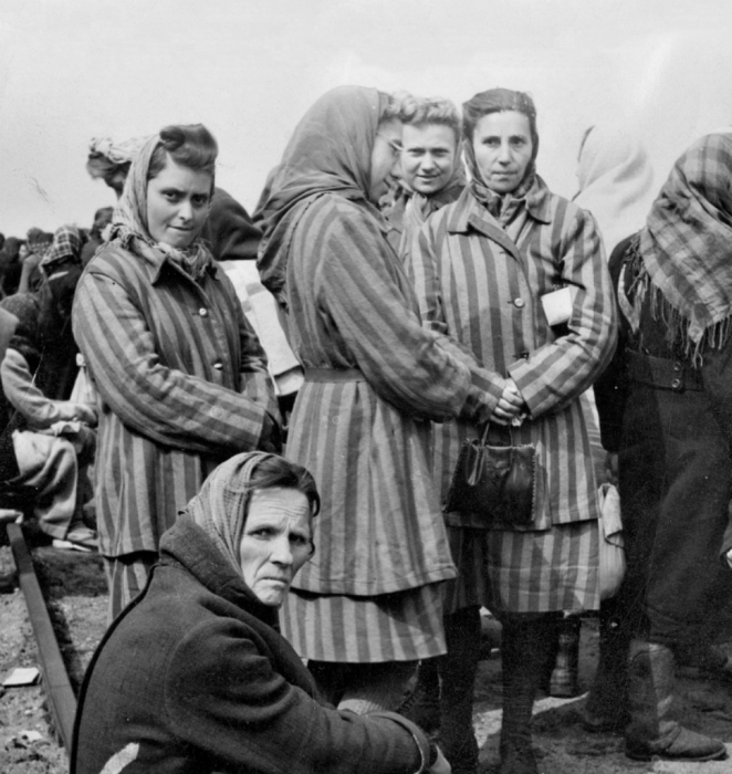 Насилие, издевательства, пытки советских женщин в плену у фашистов